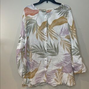 Tahari Woman Multicolor Leaf Print Button-Down Shirt